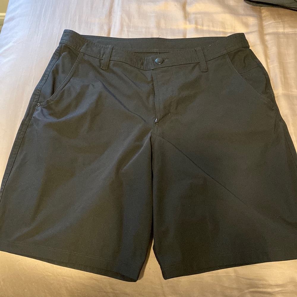Lululemon Commission Shorts 34